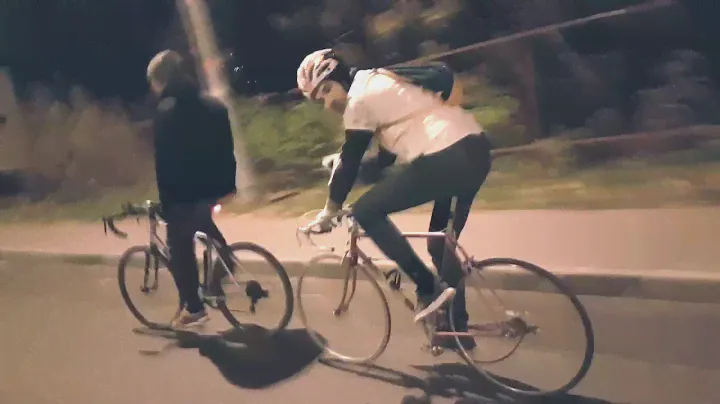 Russian way a bike towing. Very useful. Интересный способ буксировки велосипеда.